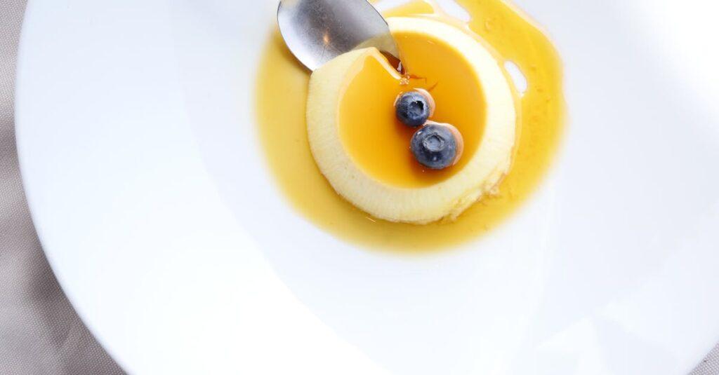 découvrez la richesse et la douceur de notre crème pâtissière à la vanille, un dessert onctueux et savoureux qui ravira vos papilles. parfaite pour accompagner vos gâteaux ou simplement à déguster à la cuillère, cette crème classique est un incontournable de la pâtisserie.