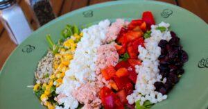 découvrez notre délicieuse recette de salade de haricots, une option saine et savoureuse pour vos repas. mélangez des haricots variés avec des légumes frais et une vinaigrette légère pour une explosion de saveurs dans chaque bouchée.