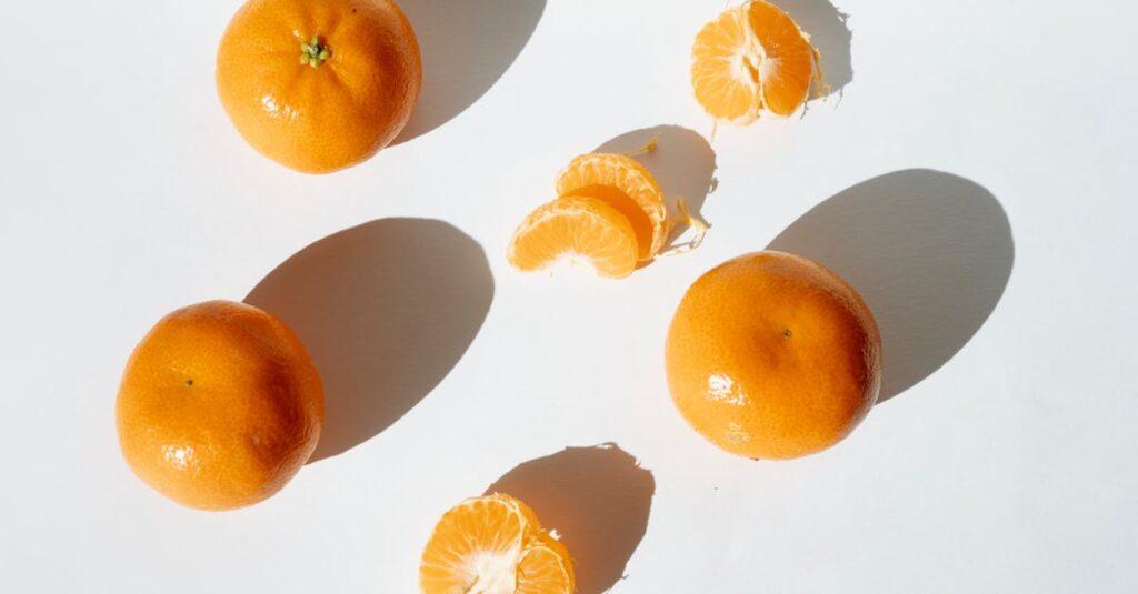 découvrez le monde juteux et savoureux des clémentines. ce fruit d'hiver, plein de vitamines, est idéal pour une collation saine. plongez dans des recettes délicieuses et des astuces pour profiter pleinement de ce agrume plein de soleil.