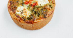découvrez notre délicieuse recette de quiche, un plat savoureux et facile à réaliser. que ce soit pour un déjeuner léger, un dîner convivial ou une pause gourmande, apprenez à préparer des quiches variées qui raviront les papilles de vos invités.