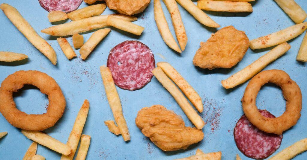 découvrez les savoureux nuggets de poulet indien, croustillants à l'extérieur et tendres à l'intérieur. parfaits pour une collation, un apéritif ou un repas rapide, ces bites épicées allient des saveurs authentiques et une préparation simple. savourez la cuisine indienne chez vous avec cette recette délicieuse et réconfortante.
