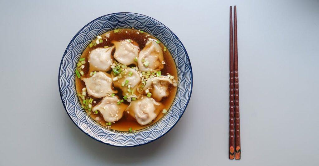 découvrez des recettes de soupes délicieuses et réconfortantes pour toutes les saisons. apprenez à préparer des soupes variées, saines et savoureuses, idéales pour les repas en famille ou entre amis.