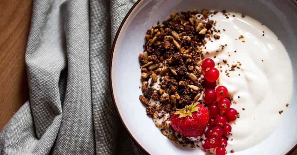 découvrez la douceur et la légèreté du bavarois aux fraises, un dessert délicat qui allie la fraîcheur des fraises à une texture onctueuse. parfait pour toutes les occasions, ce délice fruité émerveillera vos invités et égayera vos repas.