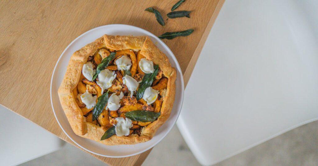 découvrez la galette, une délicieuse spécialité française qui allie tradition et saveurs. apprenez tout sur sa préparation, ses ingrédients et ses variétés, tout en célébrant la chandeleur ou simplement en se régalant lors d'un repas convivial.