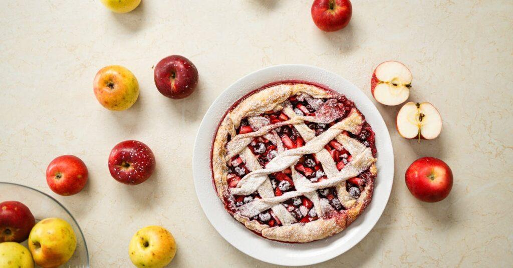 découvrez notre délicieuse recette de tarte aux pommes, qui allie croûte dorée et pommes caramelisées pour un dessert irrésistible. parfait pour toutes les occasions !