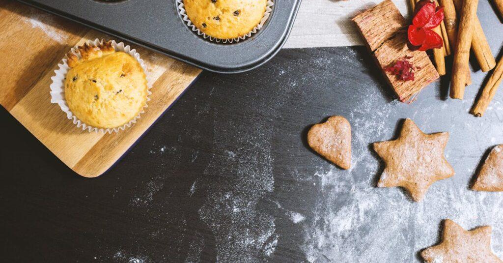 découvrez la délicieuse recette de cookies au carotte qui allie le goût moelleux du carrot cake à la praticité des biscuits. parfaits pour une collation gourmande ou un dessert original, ces cookies sont garnis de saveurs épicées et d'un frosting crémeux pour une expérience irrésistible.
