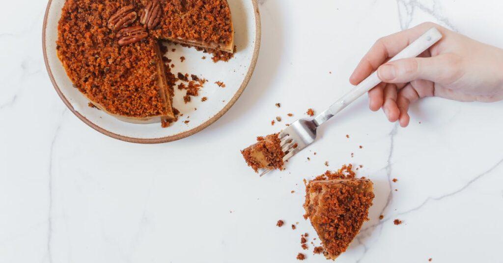 découvrez la douceur du gâteau marbré à la cannelle, un délice moelleux parfumé qui marie harmonieusement les saveurs de la cannelle et du chocolat. idéal pour accompagner vos pauses café ou pour régaler vos invités, ce gâteau est facile à préparer et saura séduire tous les palais.