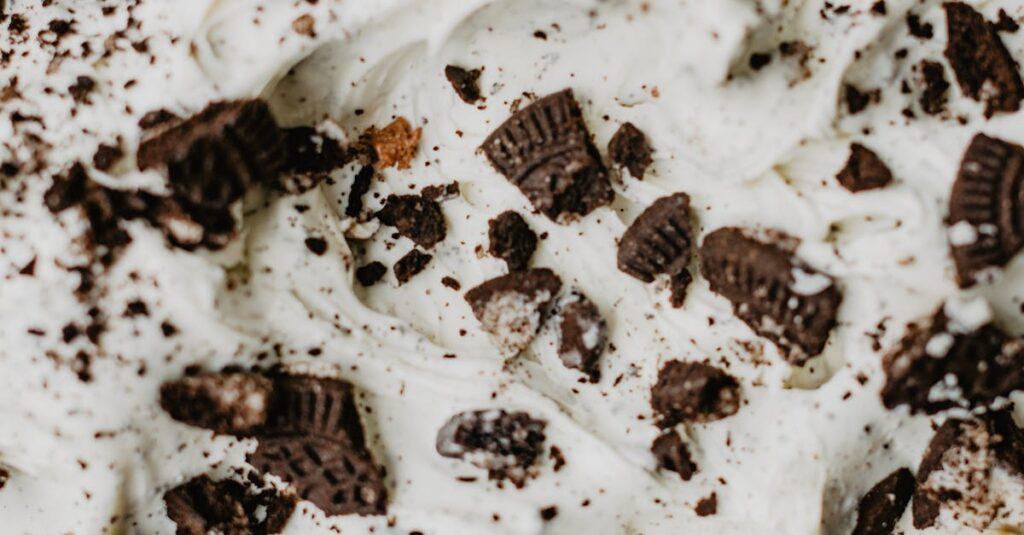 découvrez la recette irrésistible de nos cookies au chocolat, alliant saveurs intenses et texture moelleuse. parfaits pour une pause gourmande ou à déguster entre amis, ces cookies feront le bonheur des petits et des grands. préparez-vous à fondre de plaisir avec chaque bouchée!