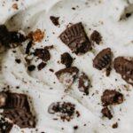 découvrez la recette irrésistible de nos cookies au chocolat, alliant saveurs intenses et texture moelleuse. parfaits pour une pause gourmande ou à déguster entre amis, ces cookies feront le bonheur des petits et des grands. préparez-vous à fondre de plaisir avec chaque bouchée!