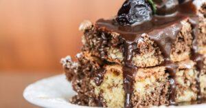 découvrez notre irrésistible marble cake, un délice moelleux alliant l'onctuosité du chocolat et la douceur de la vanille. parfait pour accompagner votre thé ou café, ce gâteau marbré est une invitation à la gourmandise. idéal pour les occasions spéciales ou tout simplement pour se faire plaisir!