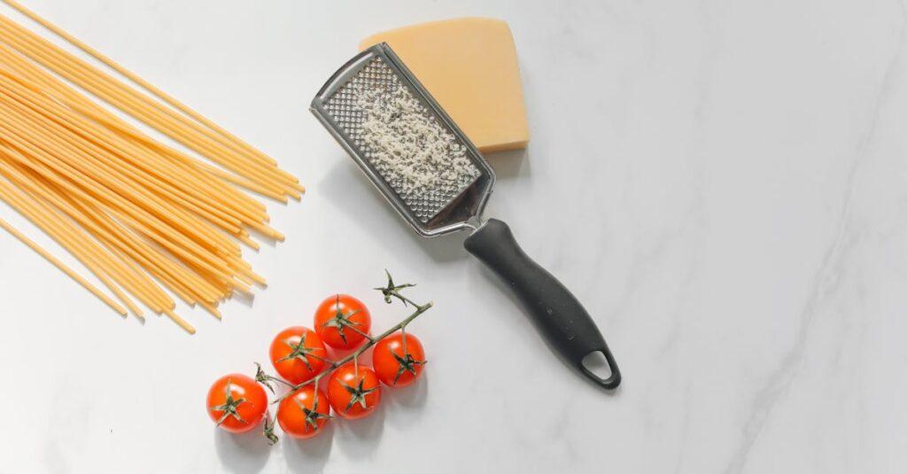 découvrez nos délicieuses nouilles végétariennes, un plat savoureux et sain, rempli de légumes frais et d'épices aromatiques. idéales pour un repas rapide et nourrissant, ces nouilles conviendront à tous les amateurs de cuisine sans viande.