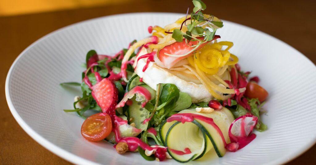 découvrez des recettes de salades fraîches et savoureuses, idéales pour un repas léger ou un accompagnement. explorez des combinaisons d'ingrédients variés pour satisfaire toutes vos envies tout en ajoutant une touche de santé à votre assiette.