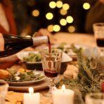 découvrez le régal des fêtes avec notre bûche de noël, une délicieuse pâtisserie en forme de bûche qui ravira vos convives. recevez des idées de recettes, des conseils de décoration et plongez dans la magie des traditions de noël.