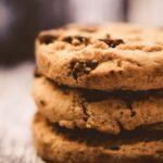 découvrez de délicieuses recettes de cookies pour satisfaire toutes vos envies sucrées. des classiques aux créations innovantes, plongez dans l'univers gourmand des biscuits faits maison.