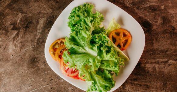 découvrez notre délicieuse recette de detox salad, pleine de nutriments et savoureux. parfaite pour nettoyer votre organisme tout en vous régalant, cette salade allie légumes frais, super-aliments et vinaigrette légère. adoptez une alimentation saine et revitalisante !