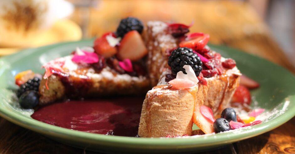 découvrez notre délicieuse recette de pain perdu : un classique de la cuisine française. apprenez à préparer ce plat réconfortant avec des ingrédients simples et savoureux pour un petit déjeuner ou un brunch inoubliable.