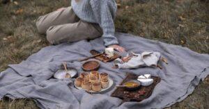 découvrez nos délicieuses pâtisseries au fromage de chèvre, alliant saveurs authentiques et textures crémeuses. parfaites pour un apéritif raffiné ou un repas léger, ces douceurs enchanteront vos papilles et sauront impressionner vos invités.