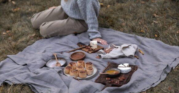 découvrez nos délicieuses pâtisseries au fromage de chèvre, alliant saveurs authentiques et textures crémeuses. parfaites pour un apéritif raffiné ou un repas léger, ces douceurs enchanteront vos papilles et sauront impressionner vos invités.