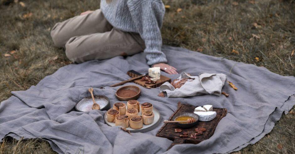 découvrez nos délicieuses pâtisseries au fromage de chèvre, alliant saveurs authentiques et textures crémeuses. parfaites pour un apéritif raffiné ou un repas léger, ces douceurs enchanteront vos papilles et sauront impressionner vos invités.