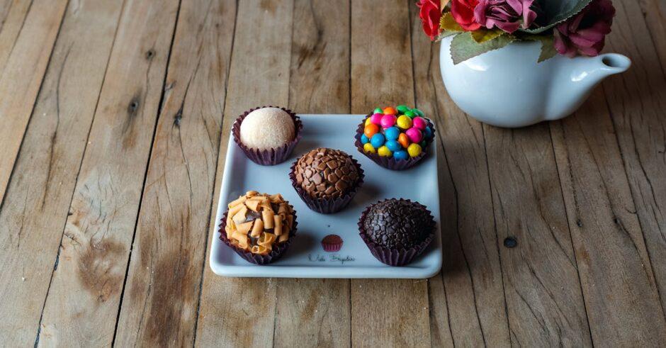 découvrez nos irrésistibles fondants au chocolat, des délices riches et crémeux qui fondent en bouche. parfaits pour satisfaire toutes vos envies de douceur, ces petits chocolats sont un véritable régal pour les amateurs de chocolat.