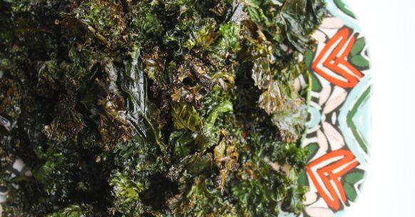 découvrez notre délicieuse recette de salade de kale, un mélange savoureux de feuilles vertes croquantes, de légumes frais et de vinaigrette maison. idéale pour une alimentation saine et équilibrée, cette salade constitue un accompagnement parfait ou un plat principal nourrissant.
