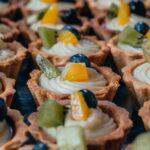 découvrez nos délicieuses tartlets, de petites gourmandises sucrées ou salées, idéales pour toutes vos occasions. parfaites en apéritif, en dessert ou comme en-cas, nos tartlets allient fraîcheur et créativité pour régaler vos papilles.