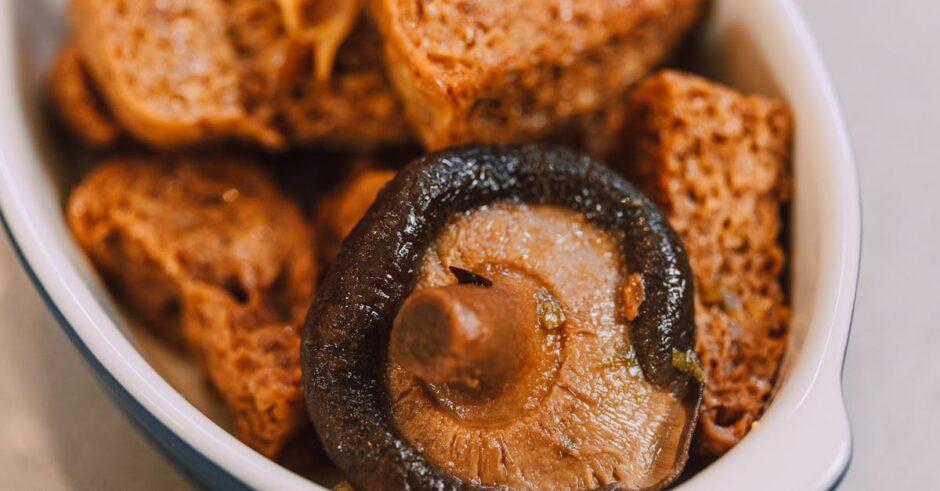 découvrez les délices des plats braisés, où les ingrédients sont lentement cuisinés pour révéler des saveurs riches et intenses. explorez des recettes variées et techniques pour maîtriser cet art culinaire.