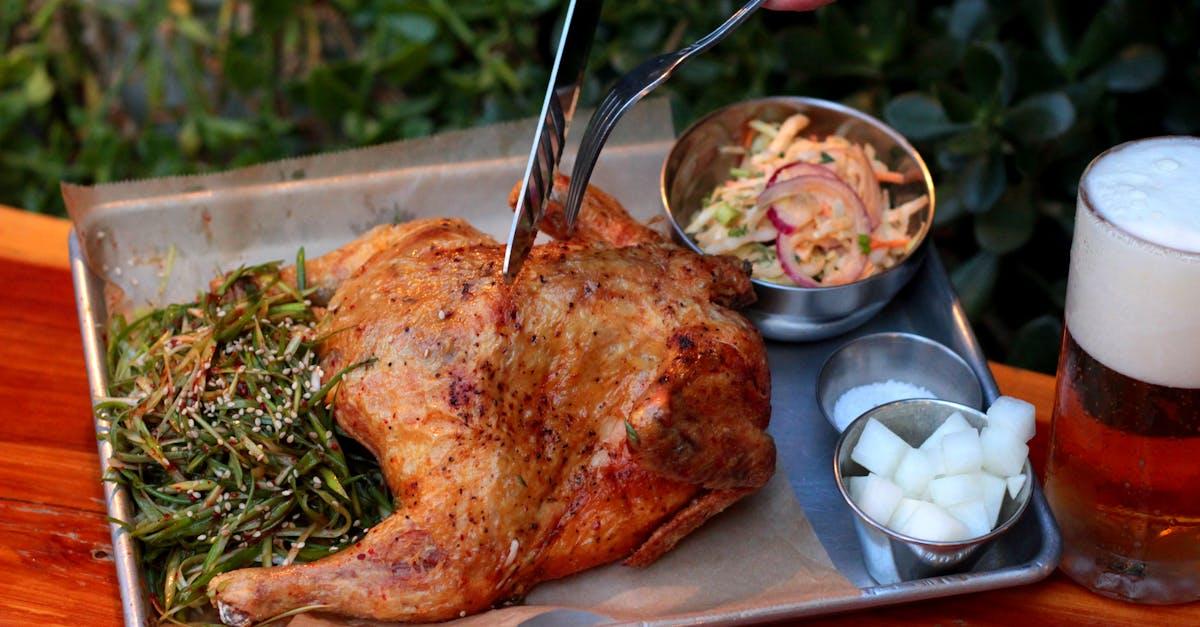 découvrez la recette authentique du butter chicken, un plat indien savoureux à base de poulet tendre et d'une sauce crémeuse aux épices. idéal pour les amateurs de cuisine orientale, ce plat ravira vos papilles avec son mélange parfait de saveurs et d'arômes. essayez-le dès aujourd'hui!