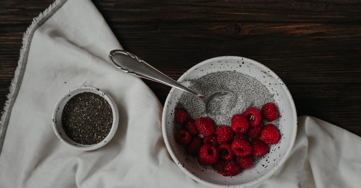 découvrez notre délicieuse recette de chia pudding, un dessert sain et nutritif à base de graines de chia. facile à préparer, ce plat léger est parfait pour le petit-déjeuner ou une collation. ajoutez vos fruits préférés et savourez un moment de gourmandise.