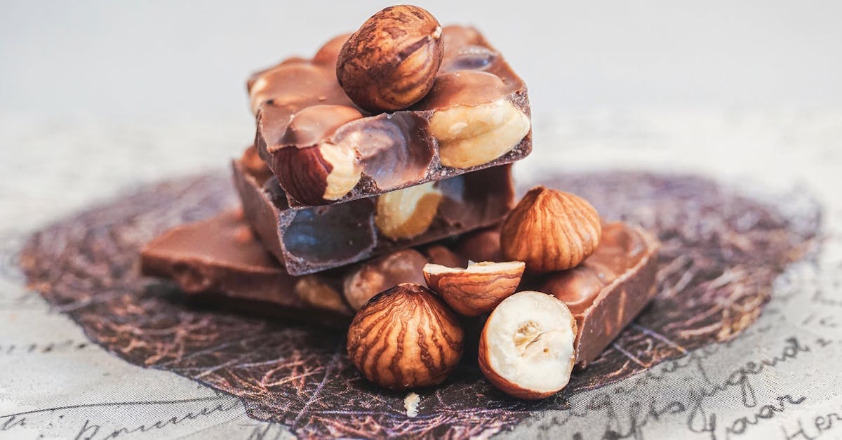 découvrez le monde délicieux du chocolat : une douceur irrésistible qui séduit tous les palais. explorez les différents types de chocolat, des recettes créatives aux bienfaits du cacao, et laissez-vous envoûter par son goût riche et velouté.
