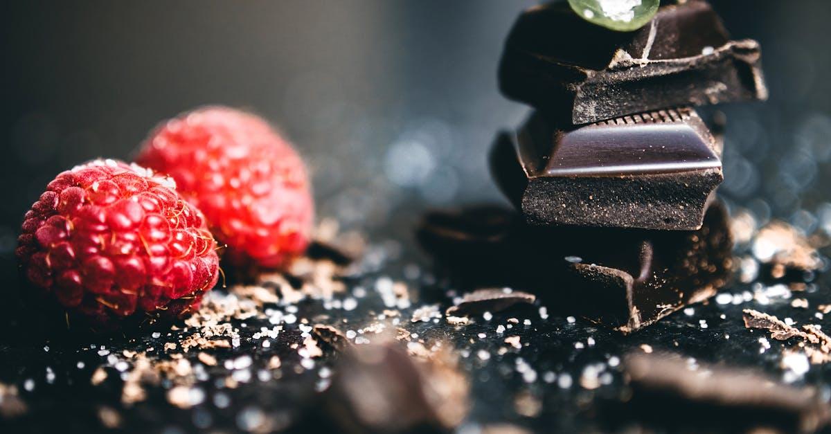 découvrez un monde de délices avec notre sélection de chocolats artisanaux. plongez dans l'univers riche et savoureux du chocolat, parfait pour toutes les occasions.