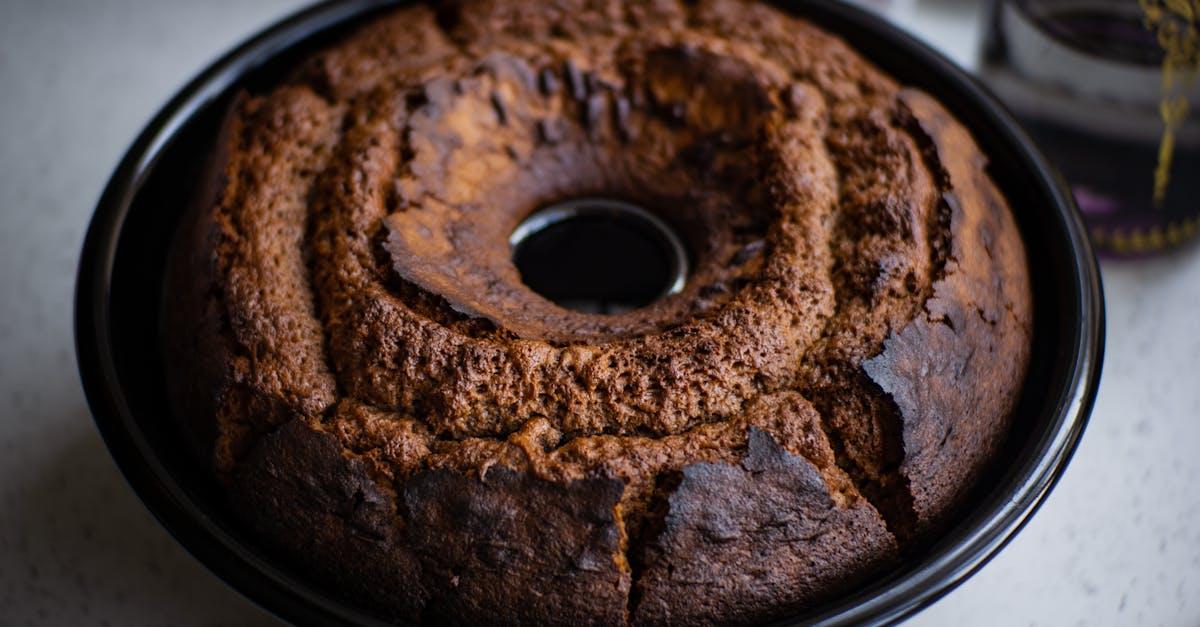 découvrez notre délicieuse recette de gâteau au chocolat, un dessert irrésistible fondant en bouche. parfait pour les fêtes ou toute occasion spéciale, ce gâteau moelleux ravira les amateurs de chocolat!