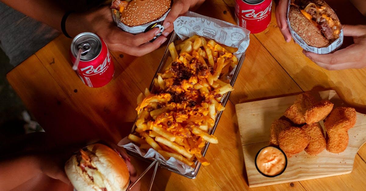 découvrez notre délicieuse recette de coca chicken, un plat savoureux qui marie le poulet tendre avec la douceur et le goût unique du coca-cola. parfait pour un dîner en famille ou entre amis, ce mélange sucré-salé ravira vos papilles et impressionnera vos invités!