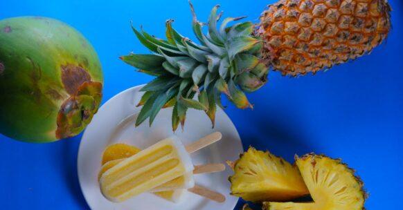 découvrez la fraîcheur irrésistible de nos popsicles à la noix de coco ! idéaux pour l'été, ces délicieuses friandises glacées allient le goût tropical de la noix de coco à une texture crémeuse. parfaites pour se rafraîchir à tout moment, elles raviront les petits et les grands. à déguster sans modération !