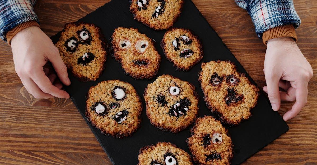 découvrez nos délicieuses recettes de cookies maison, croustillants à l'extérieur et moelleux à l'intérieur. parfaits pour toutes les occasions, apprenez à réaliser des cookies variés qui raviront vos papilles.