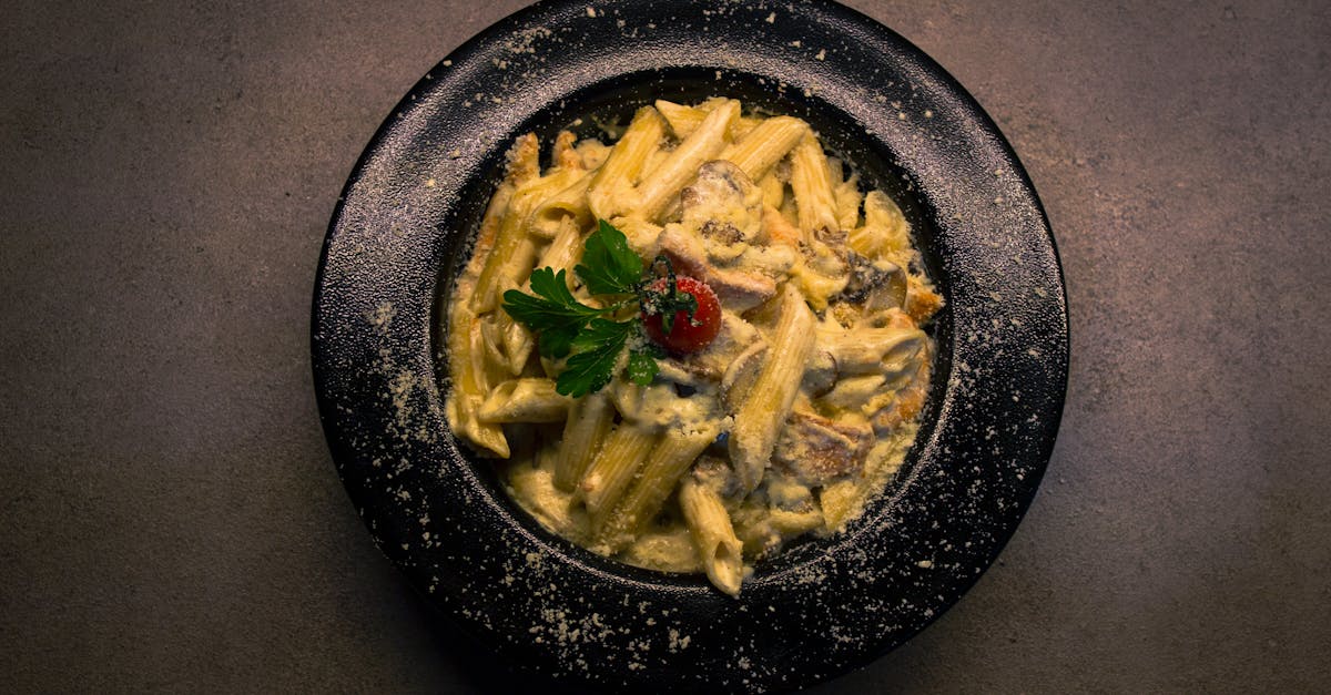 découvrez notre délicieuse recette de pâtes crémeuses, un plat réconfortant alliant la douceur de la crème à des ingrédients savoureux. parfait pour un dîner en famille ou un repas rapide entre amis.