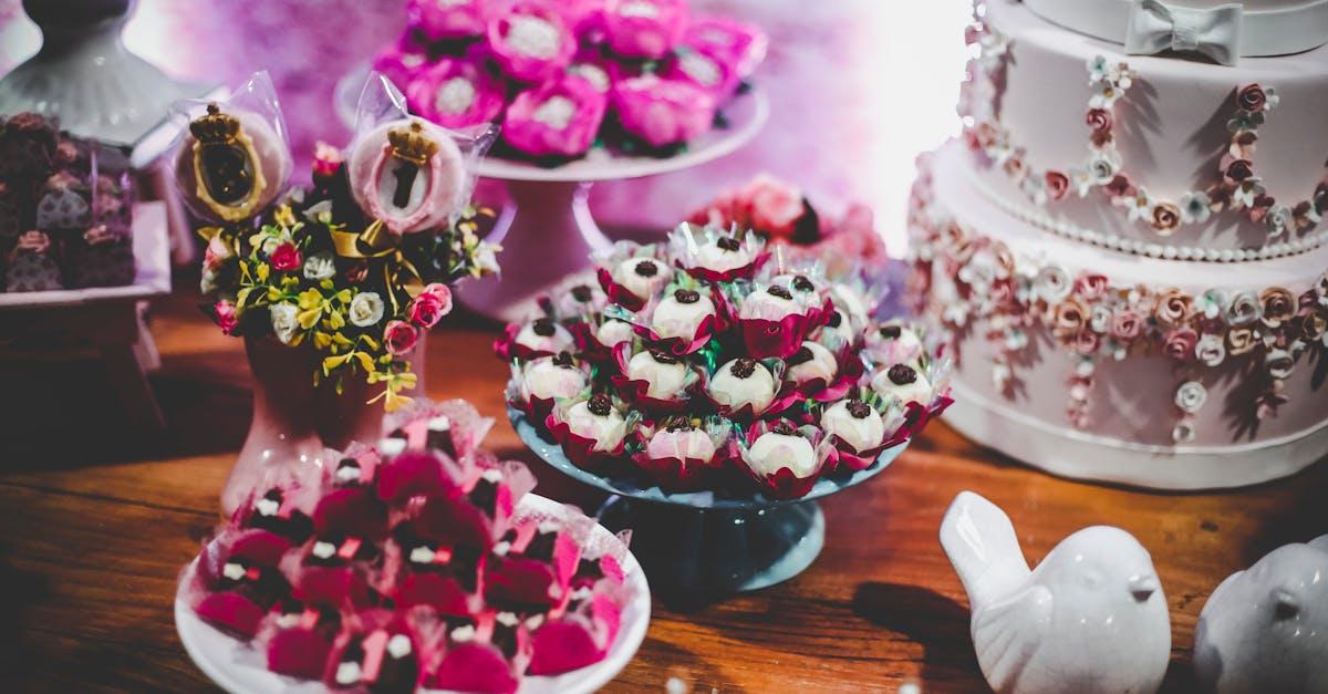 découvrez notre sélection irrésistible de fondants au chocolat, des douceurs qui fondent dans la bouche et ravissent les papilles. parfaits pour toutes les occasions, ces délices sucrés sont un véritable bonheur pour les amateurs de pâtisserie.