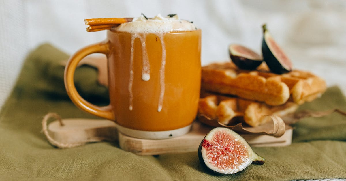 découvrez notre délicieux gâteau d'halloween, un dessert effrayant et savoureux, parfait pour halloween. avec ses saveurs irrésistibles et sa décoration horrifique, il fera sensation lors de votre fête. commandez maintenant pour un halloween inoubliable !