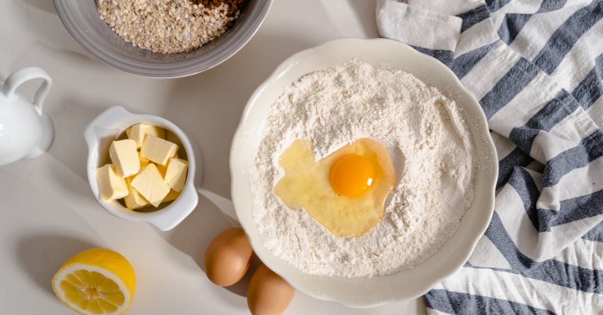 découvrez notre délicieux gâteau au citron, une douceur moelleuse et acidulée qui ravira vos papilles. parfait pour le dessert ou une pause gourmande, ce lemon cake est facile à réaliser et apporte une touche de fraîcheur à vos repas. essayer cette recette incontournable pour égayer vos moments sucrés !