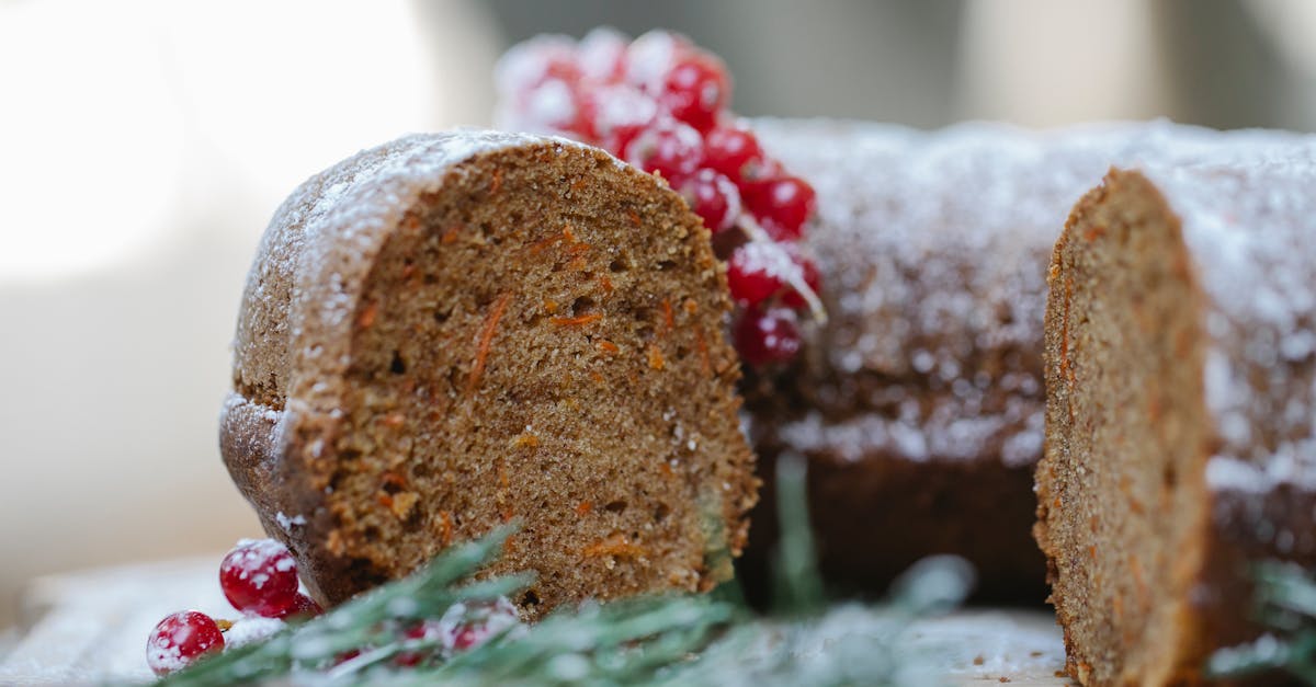 découvrez notre recette légère de gâteau aux carottes, un délice moelleux et savoureux qui allie le goût sucré des carottes à une texture aérienne. parfait pour une collation saine ou un dessert irrésistible, ce gâteau séduira sûrement vos invités !