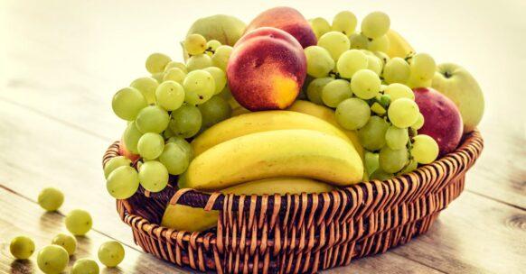 découvrez notre délicieuse recette de clafoutis aux nectarines, un dessert fruité et savoureux qui ravira vos papilles. un mariage parfait entre la douceur des nectarines et la texture moelleuse de la pâte, idéal pour les gourmands !