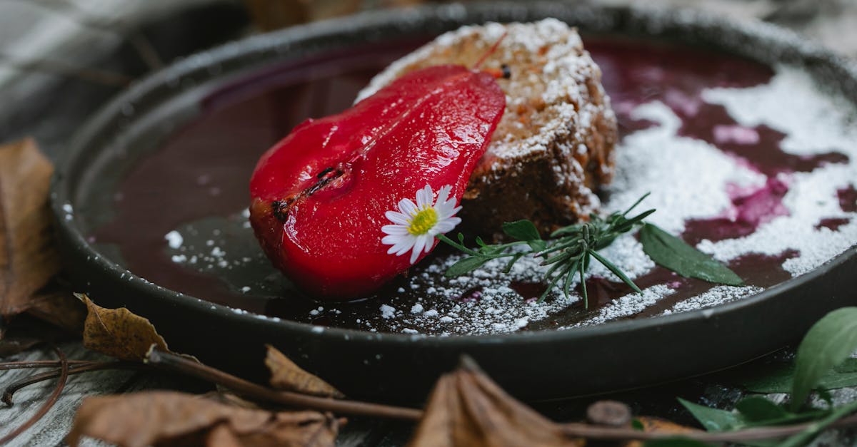 découvrez notre délicieuse tarte aux poires et au gorgonzola, un mariage parfait de saveurs sucrées et salées. idéale pour impressionner vos invités ou pour un dîner cosy, cette recette raffinée ravira vos papilles avec sa texture crémeuse et son goût unique.
