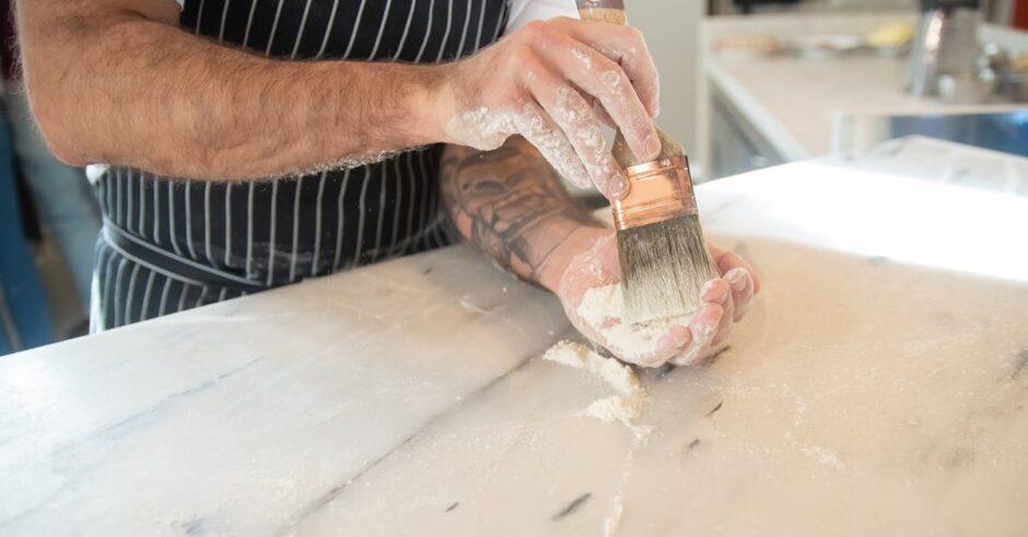 découvrez les savoureuses pizza balls, de délicieuses boules de pâte à pizza croustillantes et garnies de vos ingrédients préférés. parfaites pour un apéritif, un dîner convivial ou un snack irrésistible. succombez à la tendance gourmande qui ravira les papilles de tous !