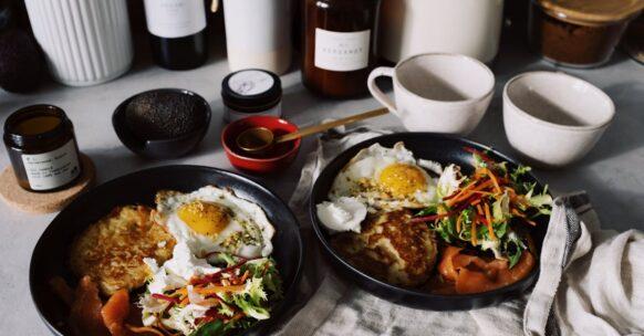 découvrez la recette du rösti, ce plat suisse irrésistible à base de pommes de terre croustillantes et dorées. parfait en accompagnement ou en plat principal, apprenez à concocter ce délice savoureux qui ravira vos papilles et celles de vos invités !