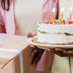 découvrez la douceur du gâteau à la vanille, une délicieuse recette qui ravira vos papilles. parfait pour toutes les occasions, ce gâteau moelleux et savoureux est facile à préparer et apporte une touche de réconfort à vos desserts. laissez-vous séduire par son parfum envoûtant et sa texture aérienne!