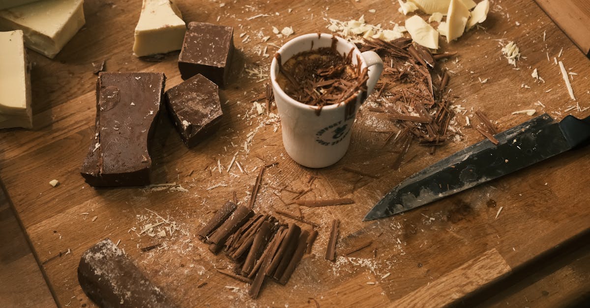 découvrez notre mousse au chocolat vegan, une délicieuse alternative sans produits d'origine animale. riche en saveurs et irrésistiblement crémeuse, cette recette facile à réaliser ravira les papilles des amateurs de chocolat tout en respectant un mode de vie vegan.