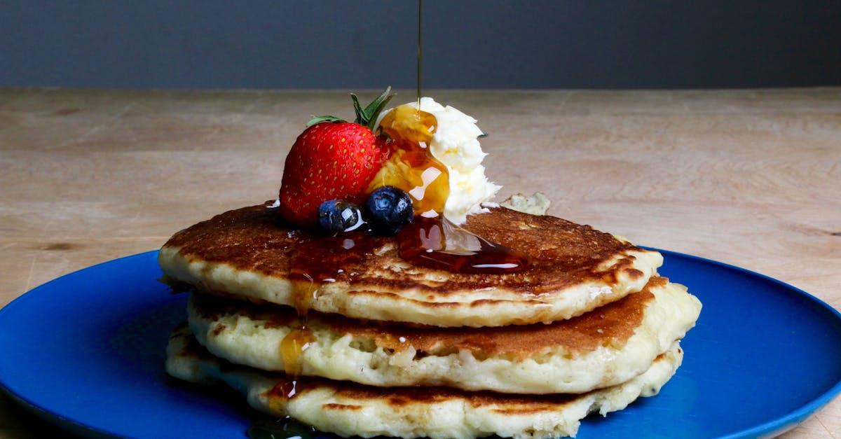 découvrez des alternatives au beurre pour cuisiner sainement et savoureusement. explorez des substituts variés comme l'huile de coco, la compote de pommes ou le yaourt, parfaits pour vos recettes sans compromis sur le goût!