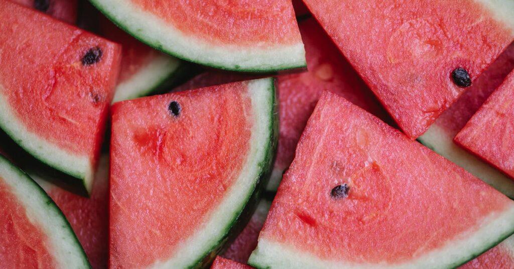 découvrez les fruits à faible teneur en sucre, délicieux et nutritifs, parfaits pour une alimentation saine. apprenez à intégrer ces options gourmandes dans vos repas et snacks, tout en évitant les excès de sucre.