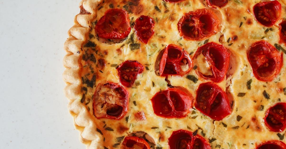 découvrez la délicieuse recette de quiche, un plat savoureux et réconfortant, parfait pour toutes les occasions. facile à préparer, cette tarte salée vous séduira par sa texture crémeuse et ses ingrédients variés. que vous soyez amateur de légumes, de fromage ou de charcuterie, la quiche est le choix idéal pour un repas convivial et gourmand.