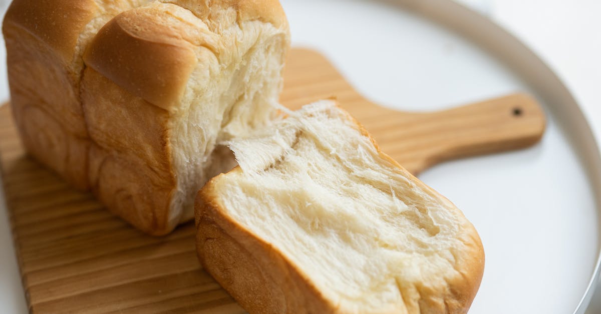 découvrez les nombreux avantages du pain complet pour votre santé. apprenez comment cette source riche en fibres, nutriments et antioxydants peut améliorer votre digestion, renforcer votre cœur et favoriser une alimentation équilibrée.